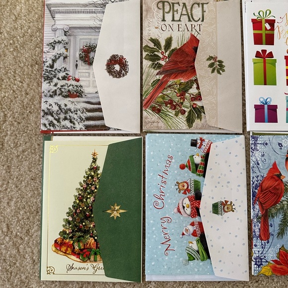 New 18 of different brand of cards with envelopes. - Picture 3 of 7